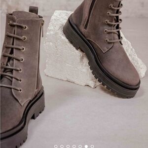 Bobbies Paris boots , Size 38 .